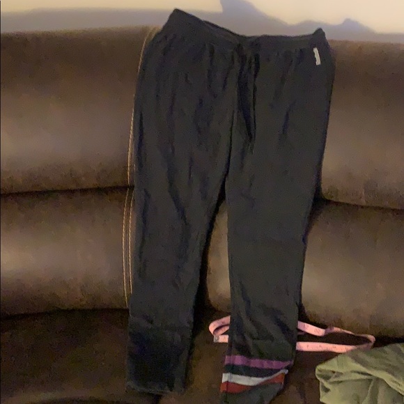 Reebok Joggers - Picture 1 of 5